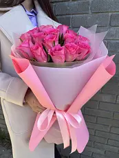 Букет живых цветов из 15 розовых роз