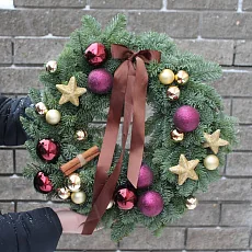Новогодний венок "Париж"
