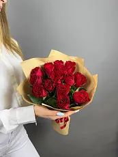 Роза красная премиум 15 штук