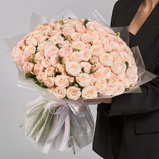 101 Пионовидная кустовая роза