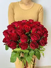 Букет живых цветов из 35 Красных роз