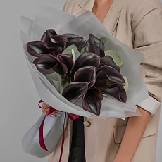 15 Черных Калл в упаковке 