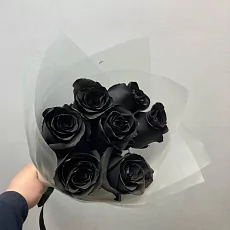 Букет из 7 Чёрных Роз 