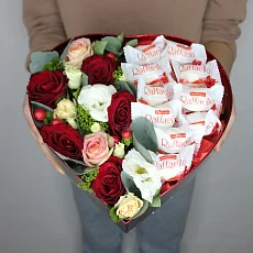 Коробка "С днем влюбленных" с розами