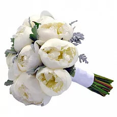 Свадебных букет из белых пионов