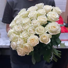 31 белая роза