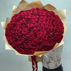 150 роз