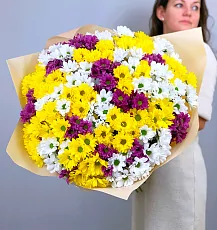 Букет микс из 35 хризантем