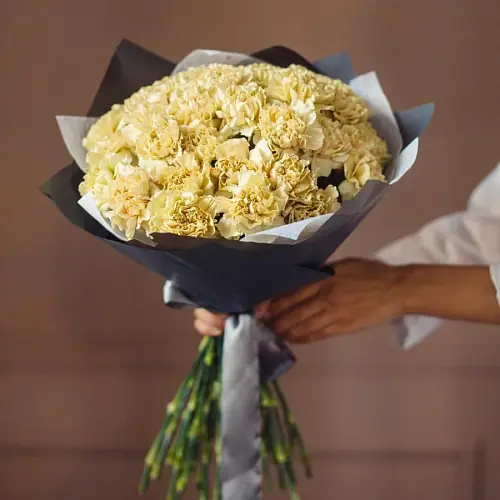 25 Горчичных Гвоздик в упаковке 