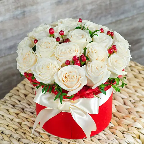 Шляпная коробка "Нежная тайна"