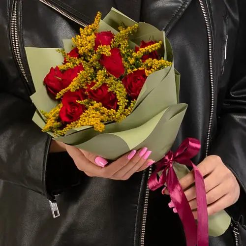 Букет "Роза и Солидаго" мини