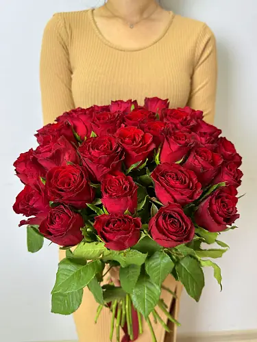 Букет живых цветов из 35 Красных роз