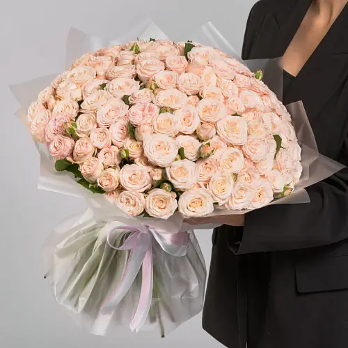 101 Пионовидная кустовая роза