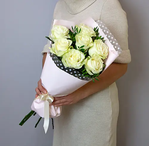Белые Розы (Эквадор) 7 шт