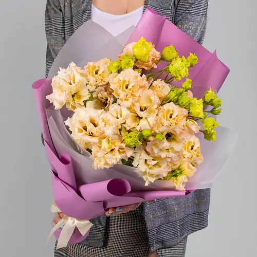 11 Лизиантусов Шампань в упаковке 