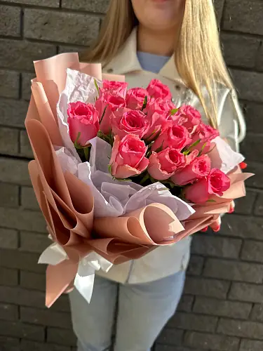 Букет из 15 розовых роз