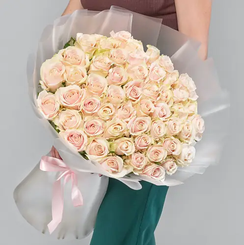 Букет из цветов 51 кремовая роза Эквадор