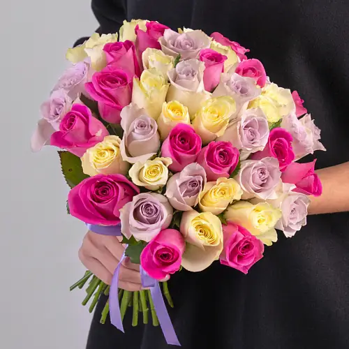 45 Бело-Розово-Сиреневых Роз 40 см